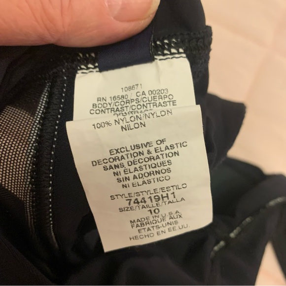 Anne Cole Collection black white one piece suit with flattering mesh at waist 10 - Picture 11 of 14